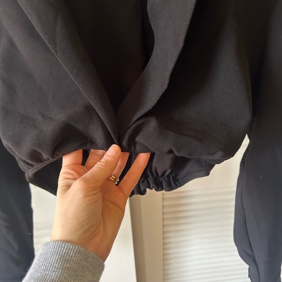 Zara Black Cropped Collared Long-Sleeve Top - Picture 4 of 5